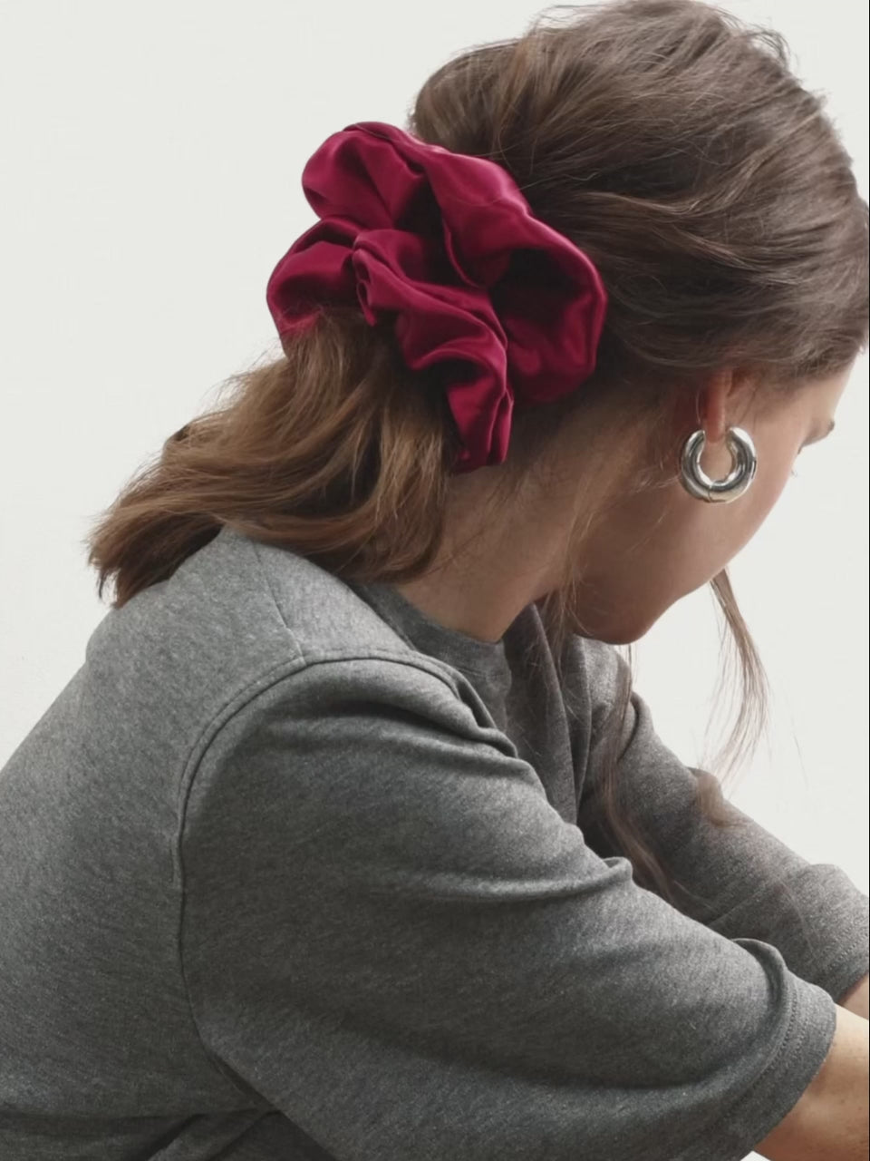 Oversized silk scrunchie in Bordeaux - product video - CONTOUROSE