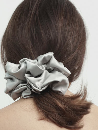 Oversized silk scrunchie in Silver Gray - product video - CONTOUROSE
